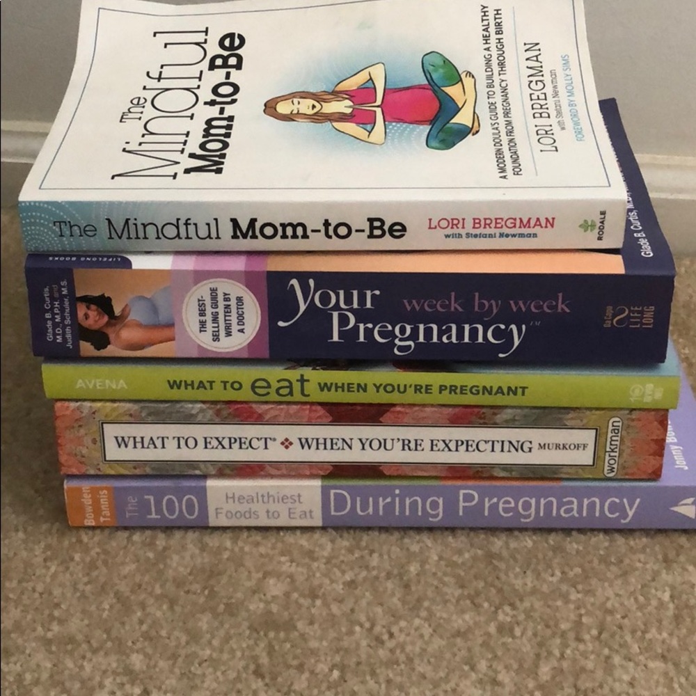 Pregnancy book bundle, GUC